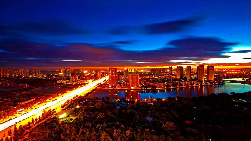 唐山,故事交织的千年古城🏙️